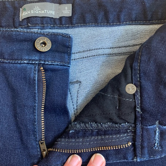 L.L. Bean Signature Dark Wash Skinny Jeans Size 8 - Picture 4 of 4